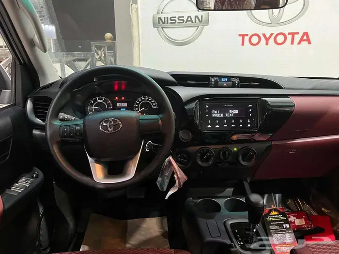 هايلوكس DLX سلق غمارتين م2.4 دبل ديزل تماتيك بريمي 2025 11