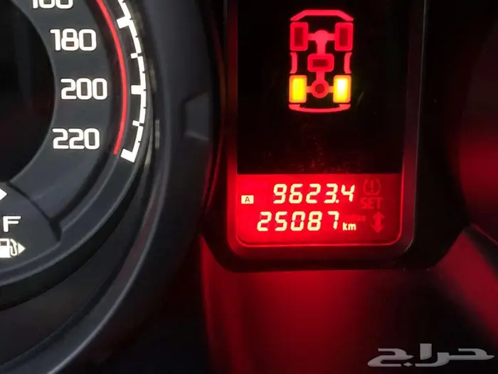 ميتسوبيشي باجيرو 2022 فل سعودي ممشي قليل مخزن 25 ألف 12
