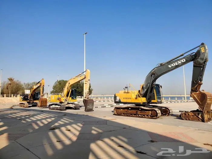 ايجار بوكلينات وتوريد حجر وبسكرس الصمان 0