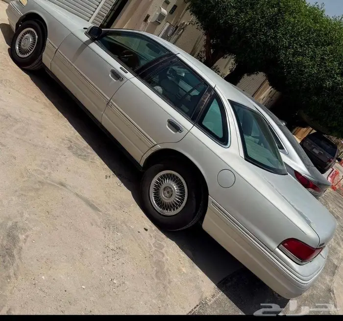 فورد كراون فيكتوريا موديل 1997 4