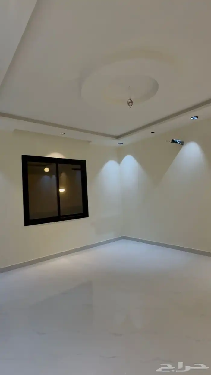 شقة جديده للايجار حي الحمدانيه السعيد 0