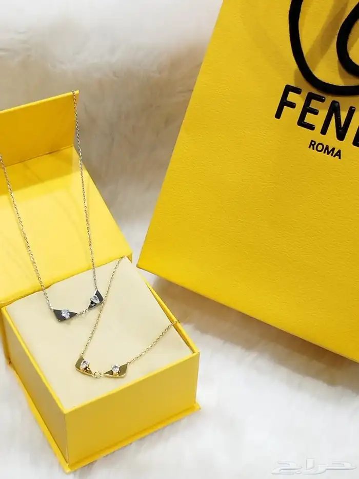 اكسسوارات ماركات بالملحقات. 12