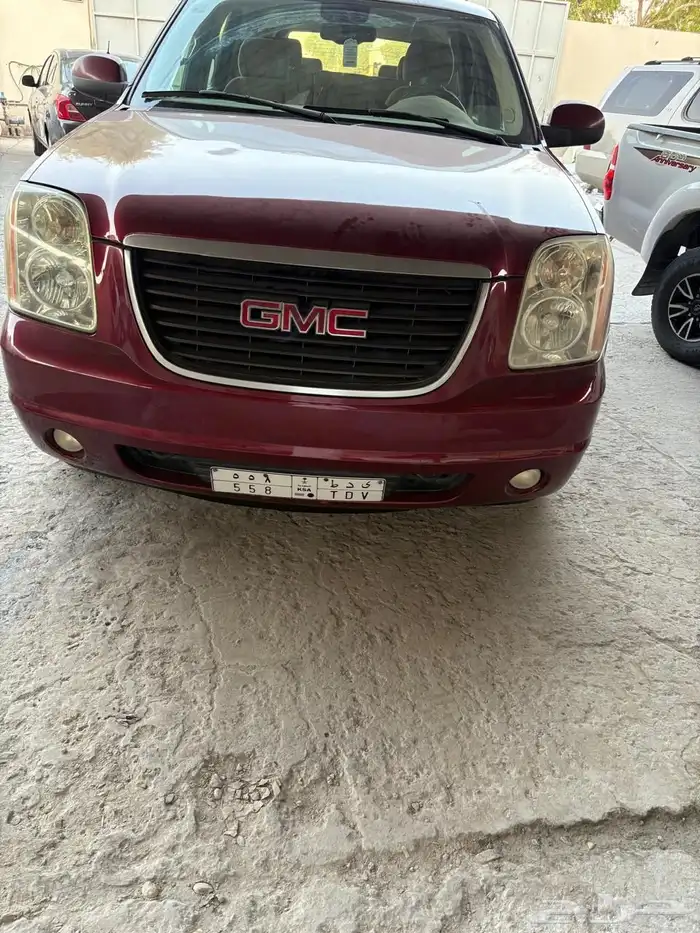 يوكن 2007 عنابي لوحات مميزة 0