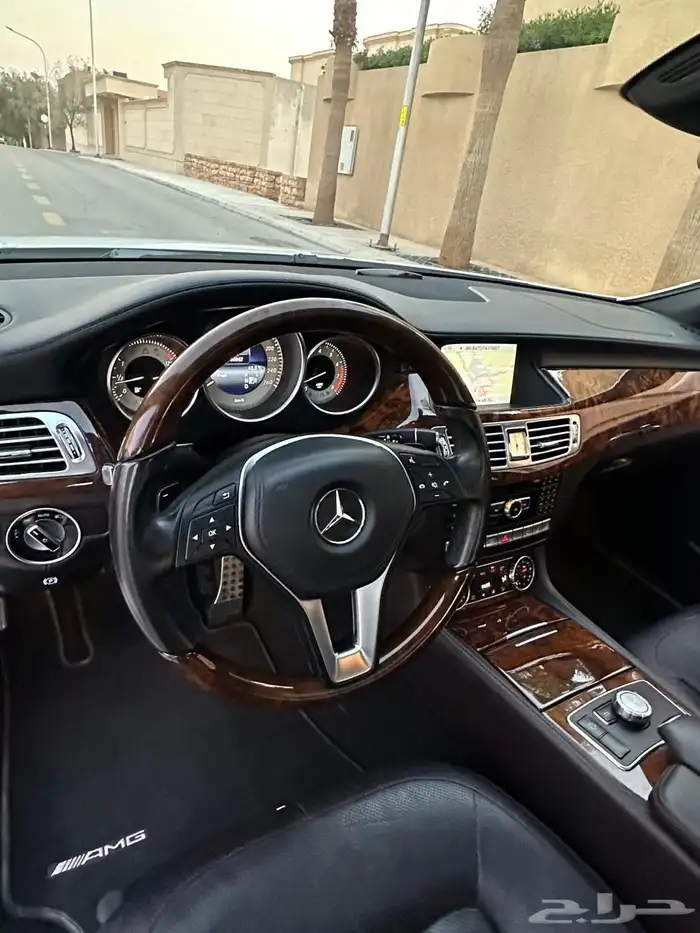 مرسيدس CLS350 2014 عداد قليل 33