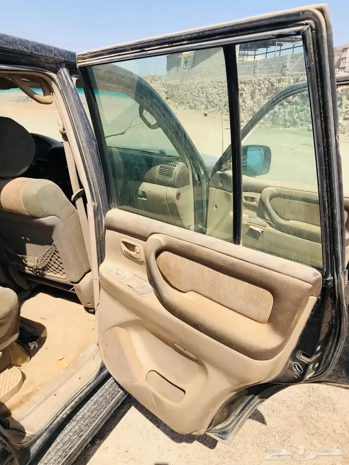 جيب VXR. 2002. تشليح قطع 1
