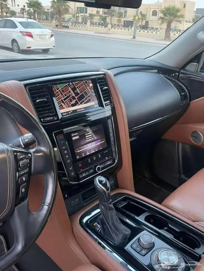 انفينتي qx80 نظيف جدا 4