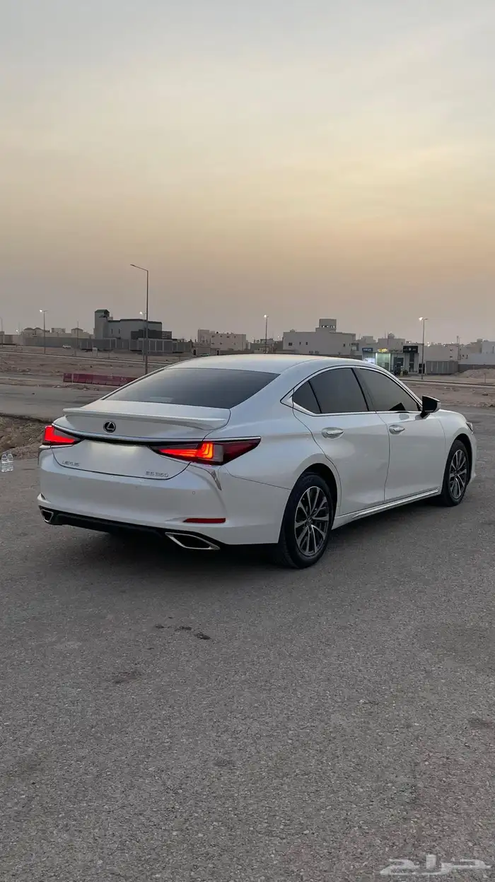 لكزس 2024 ES350 شبة أصفار 5