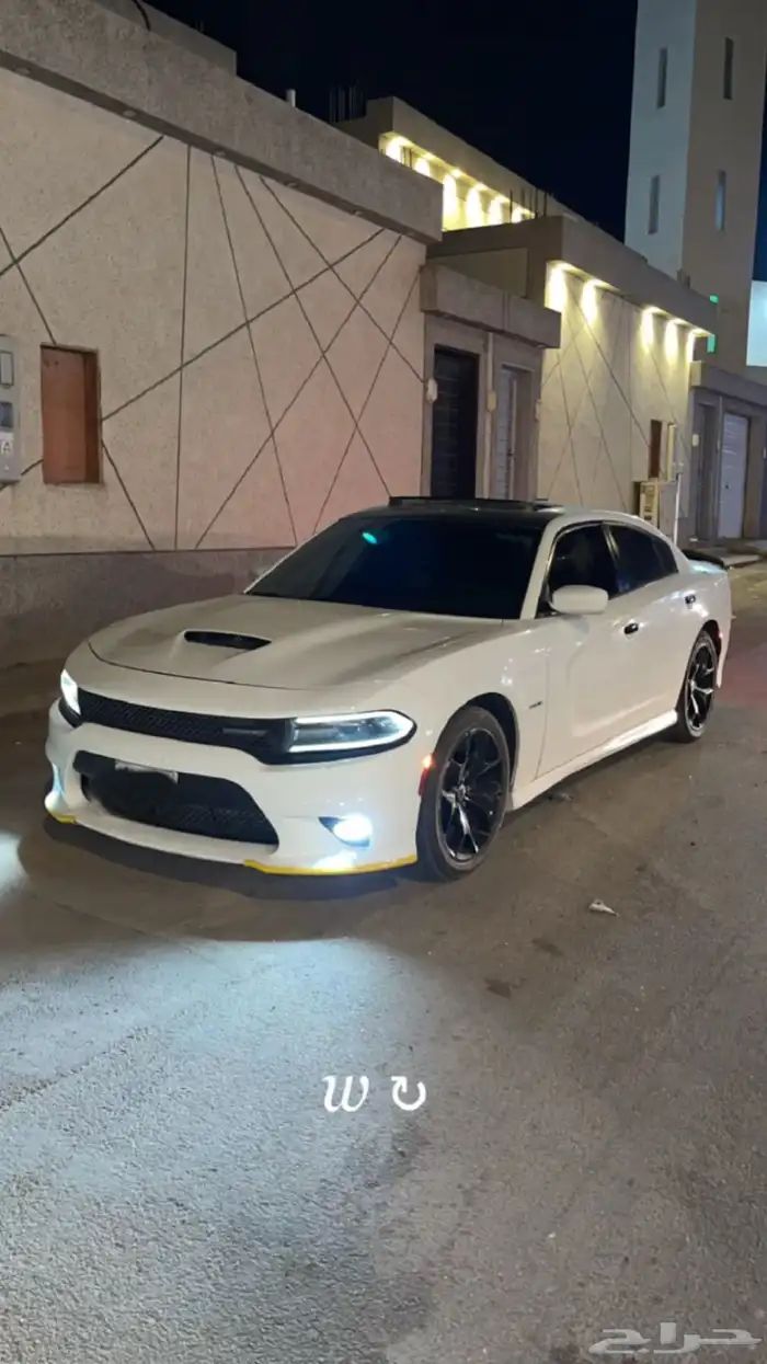 دوج تشارجر RT 1