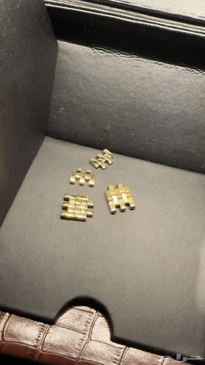ساعة الفيرو اصليه الماس 4