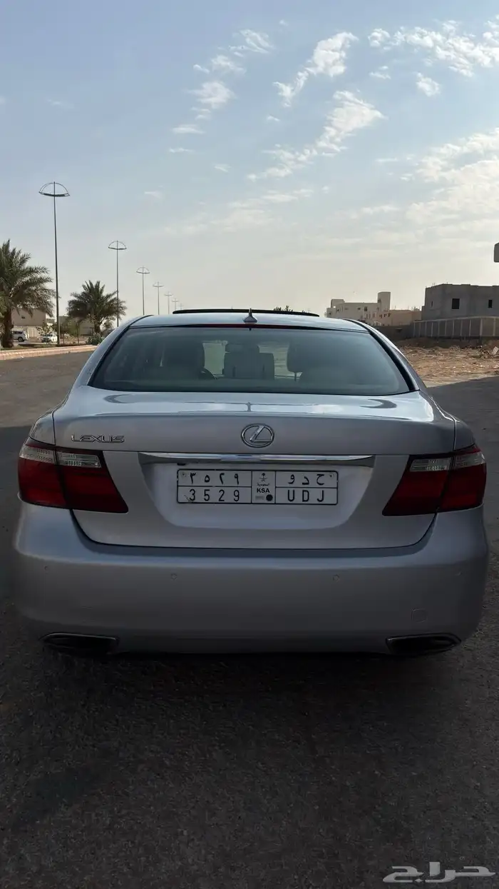 للبيع لكزس LS 460 2007 5