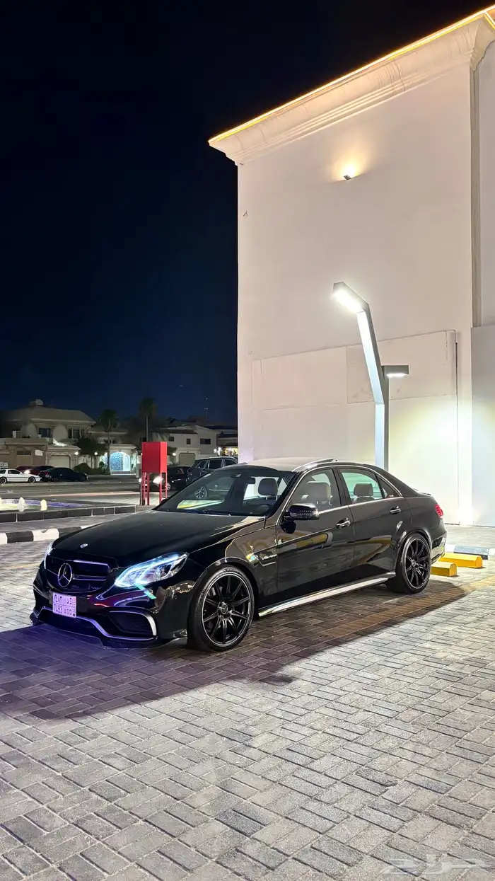 مرسدس E300 محول كامل E63 1