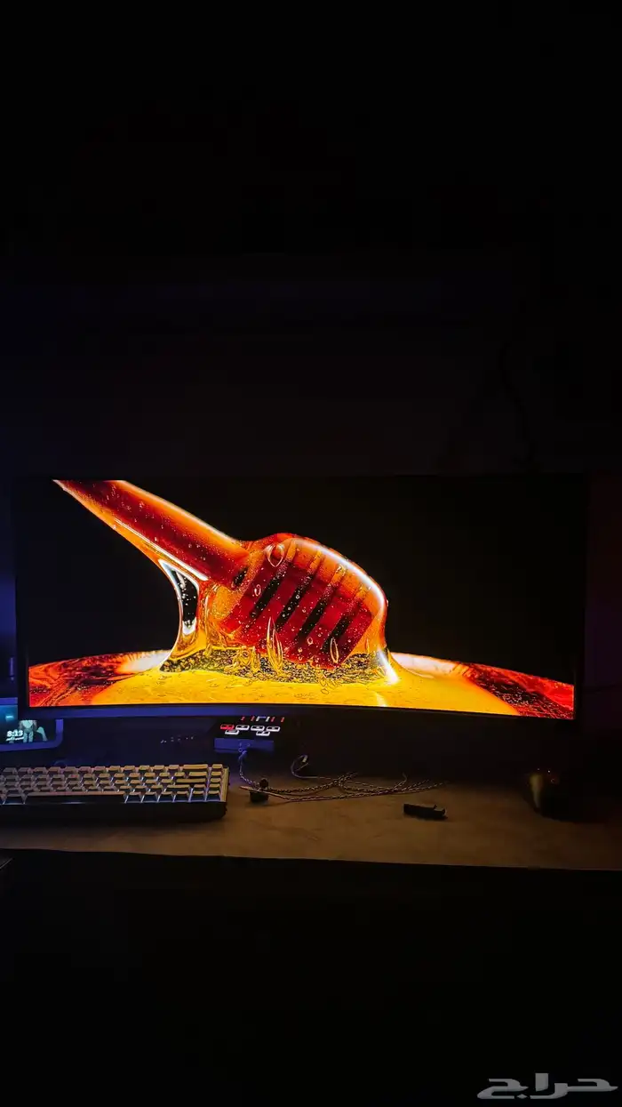 شاشة قيمنق قيقابايت OLED  34 انش 240 هيرتز 3