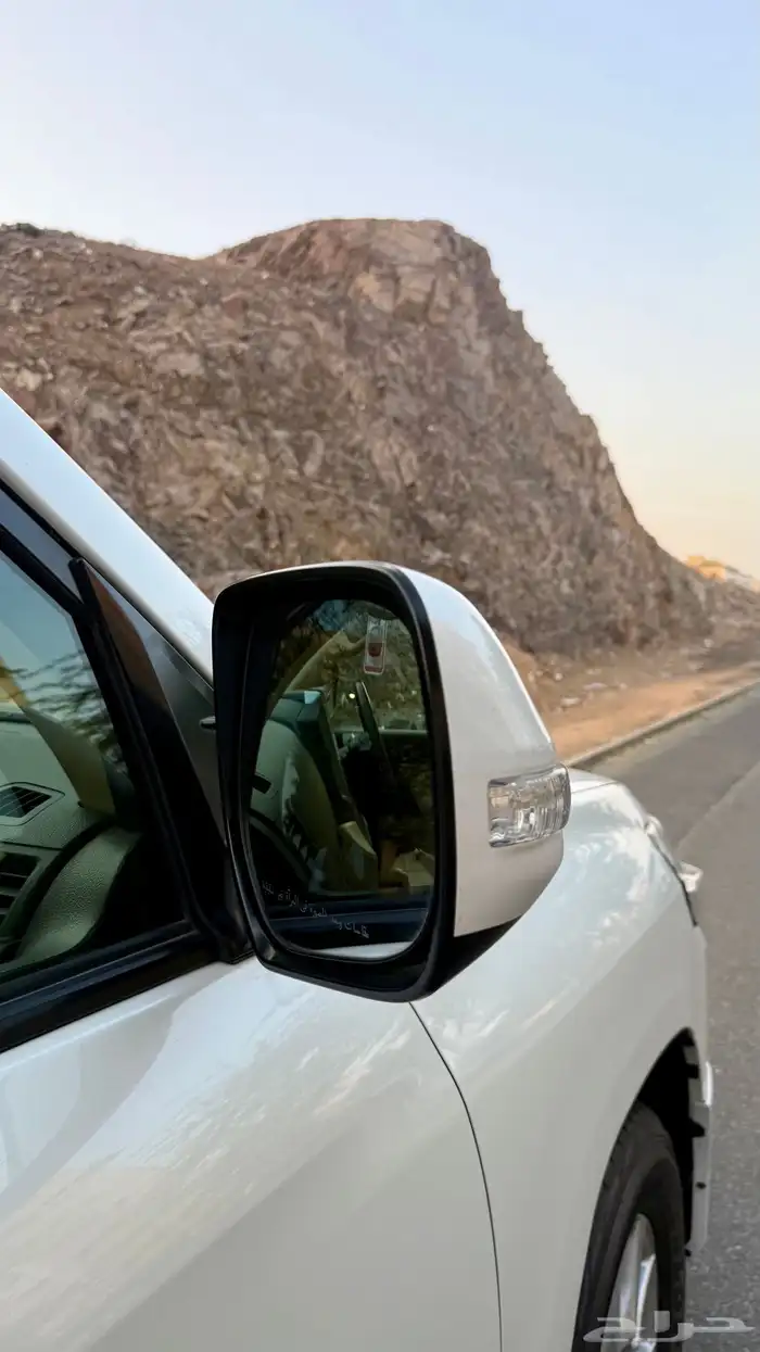 لاندكروزر GXR 2016 فل كامل 8 سرندل 14