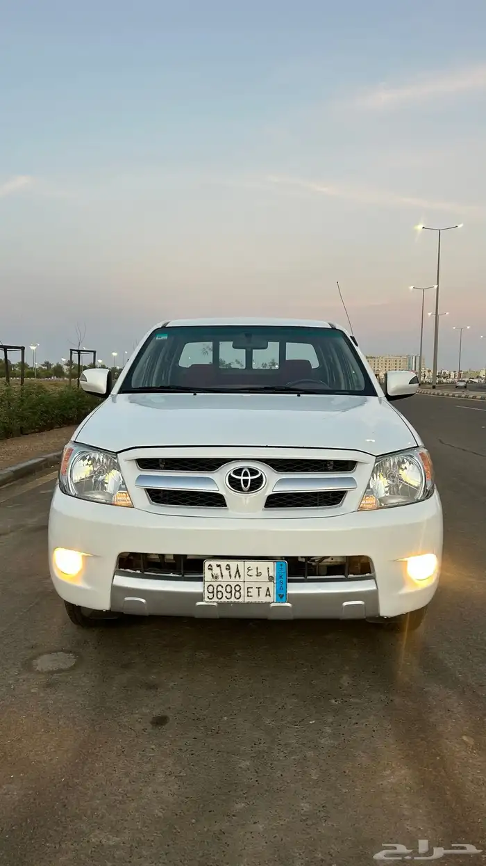 هايلوكس GLX 5