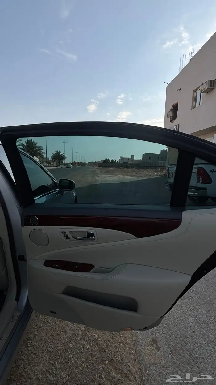 للبيع لكزس LS 460 2007 16
