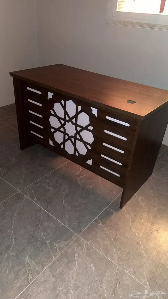 مكتبة للبيع لاعلى سوم 0