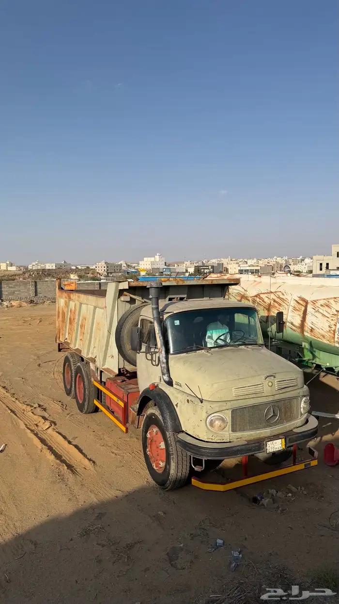 قلاب مرسيدس بوز 8