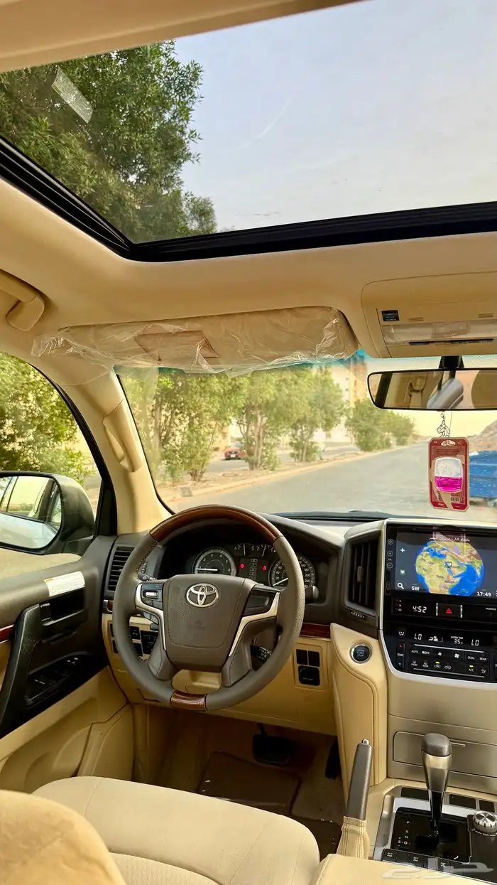 لاندكروزر GXR 2016 فل كامل 8 سرندل 24