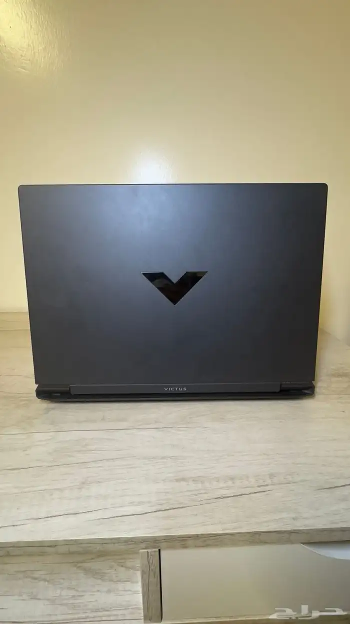 HP Victus 4