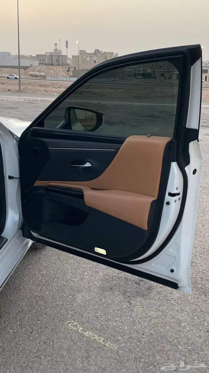 لكزس 2024 ES350 شبة أصفار 12