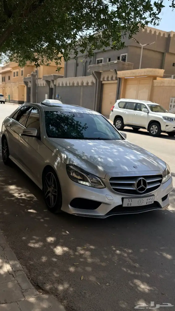 مرسيدس E300 .. مخزن .. ممشى قليل 20 ألف كيلو 3