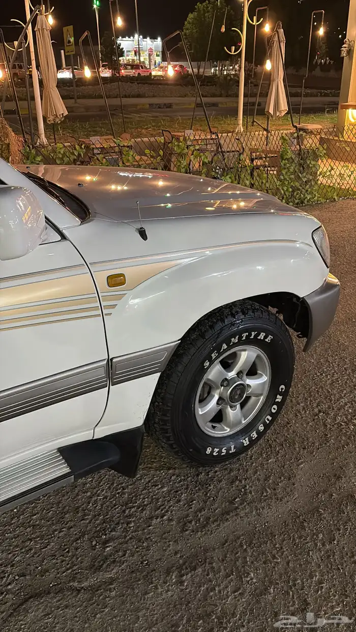 لاندكروزر VXR موديل 1999 قير عادي 3