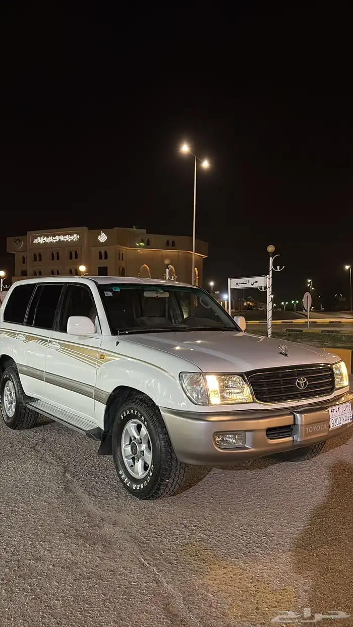 لاندكروزر VXR موديل 1999 قير عادي 2