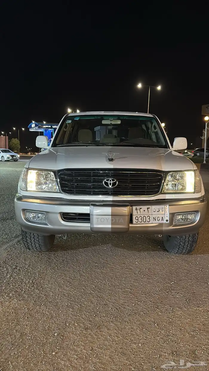 لاندكروزر VXR موديل 1999 قير عادي 1