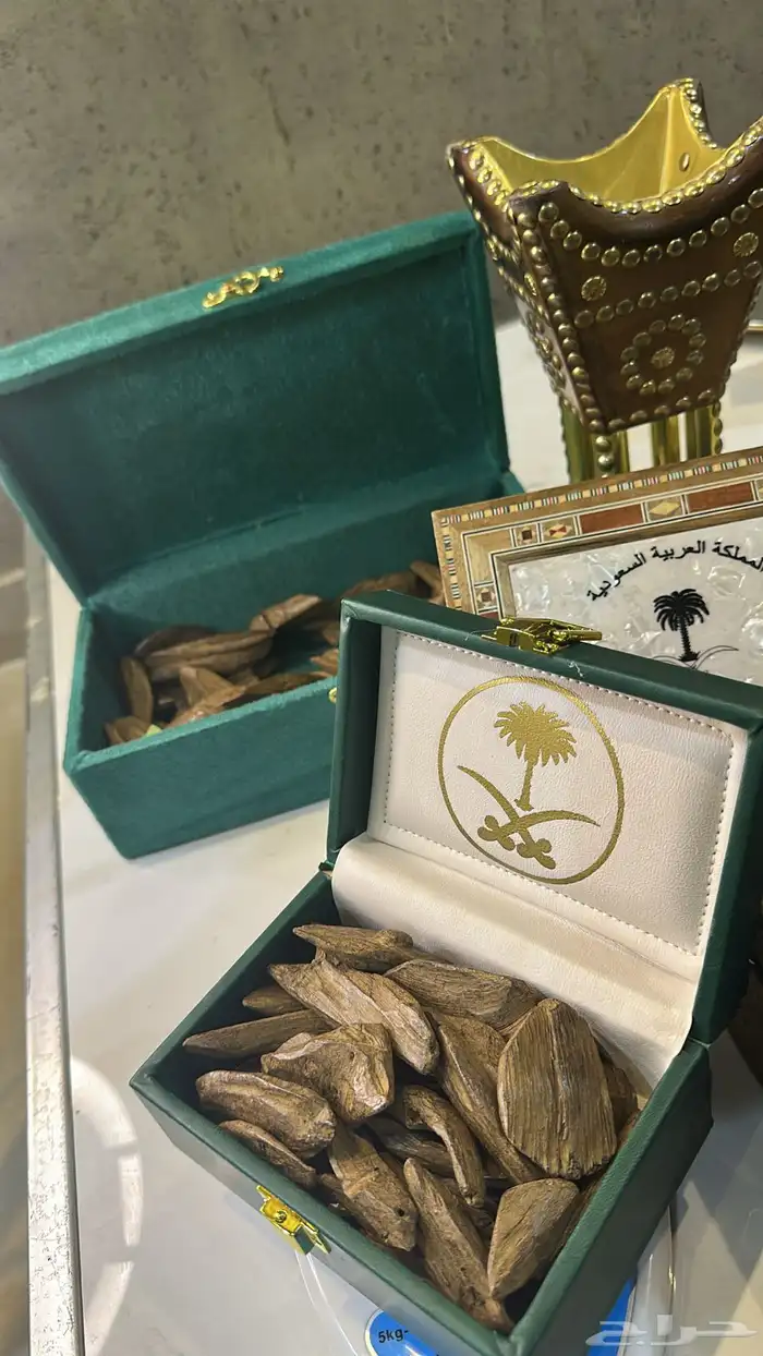 صندوق خشبي بجلد ايطالي فاخر عود 3