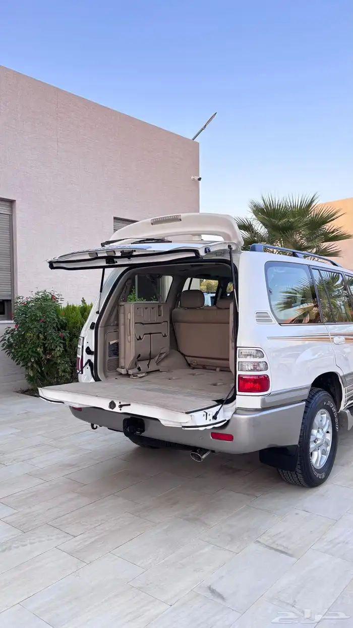 وارد البازعي 2005 من النوادر VXR-4 لاندكروزر 47