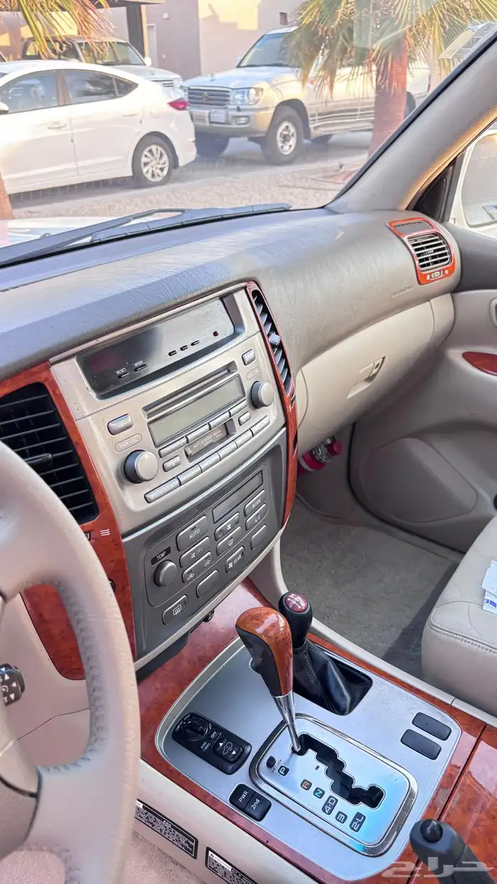 وارد البازعي 2005 من النوادر VXR-4 لاندكروزر 27