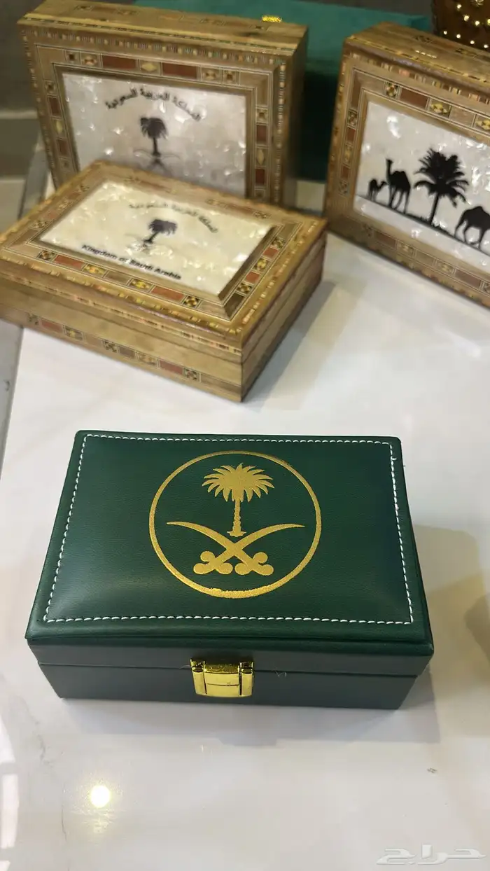 صندوق خشبي بجلد ايطالي فاخر عود 4
