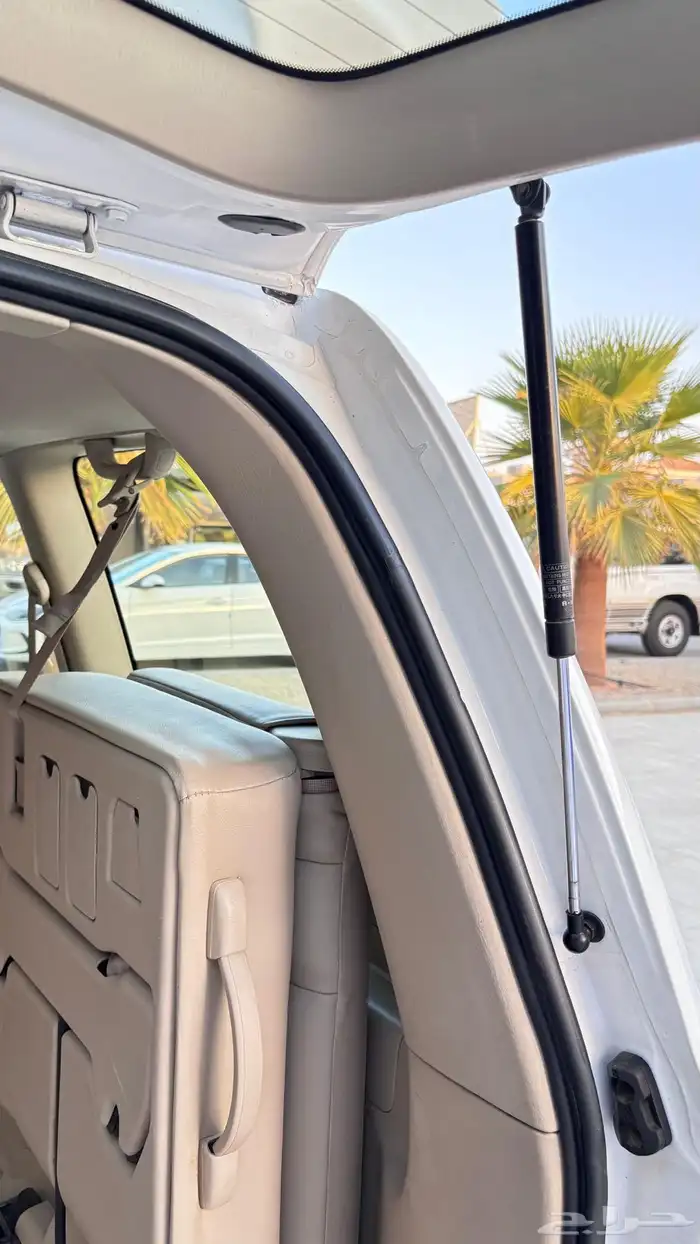 وارد البازعي 2005 من النوادر VXR-4 لاندكروزر 42
