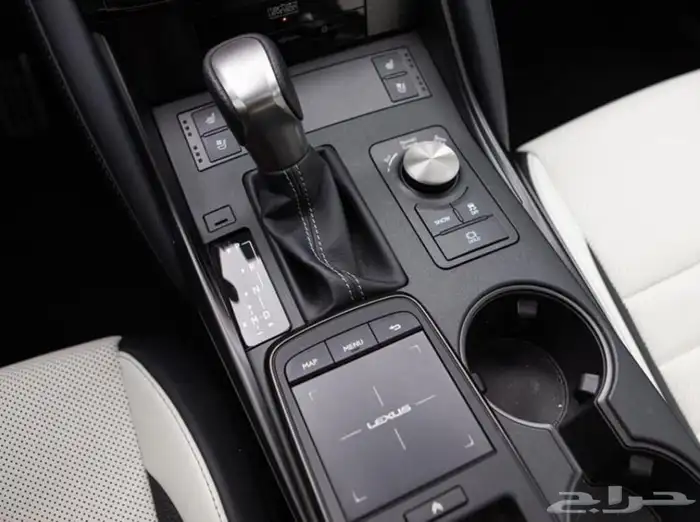 لكزس اي اس LEXUS IS 500 RWD SEDAN موديل 2023 14