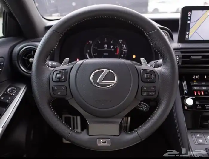 لكزس اي اس LEXUS IS 500 RWD SEDAN موديل 2023 15