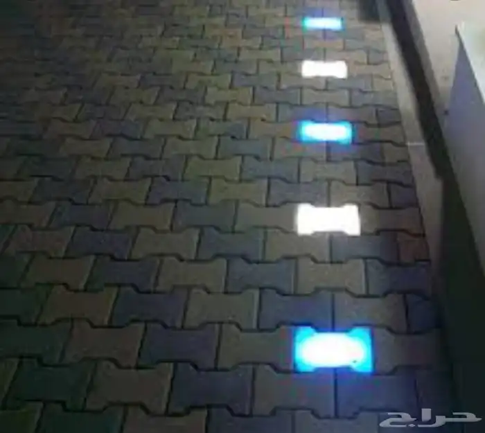 فواصل وانترلوك وبلدورات مضيئة 2