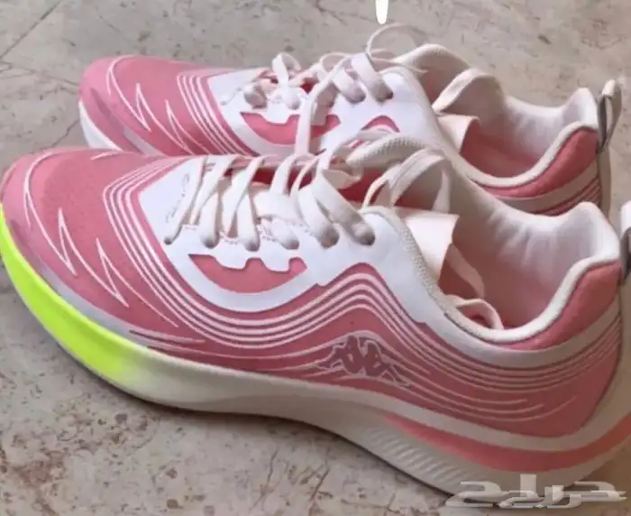 حذاء رياضي 0