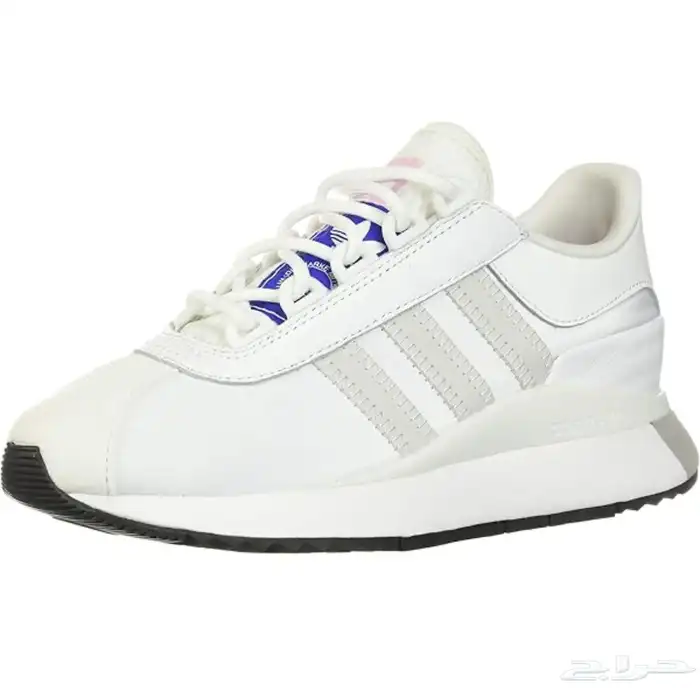 حذاء نسائي اديداس اوريجينالز مستعمل 1