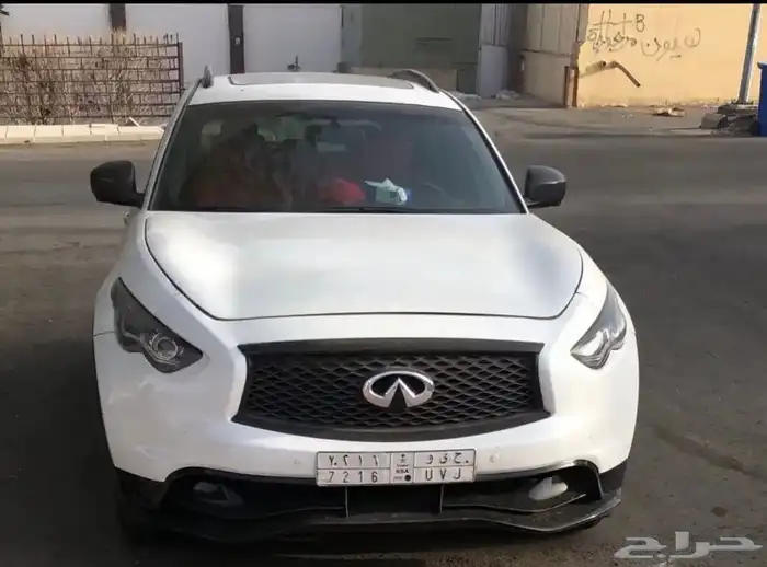صدام لحية فيتل infinity qx70 1