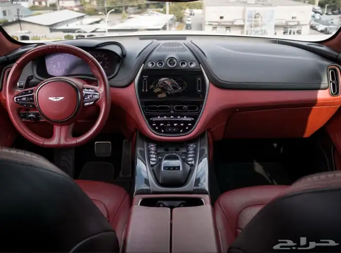 2021 Aston Martin DBX AWD 5
