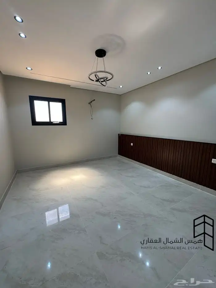 للبيع روف علوي حي الرابيه 9
