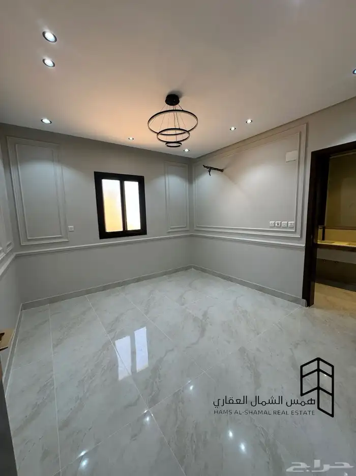 للبيع روف علوي حي الرابيه 7