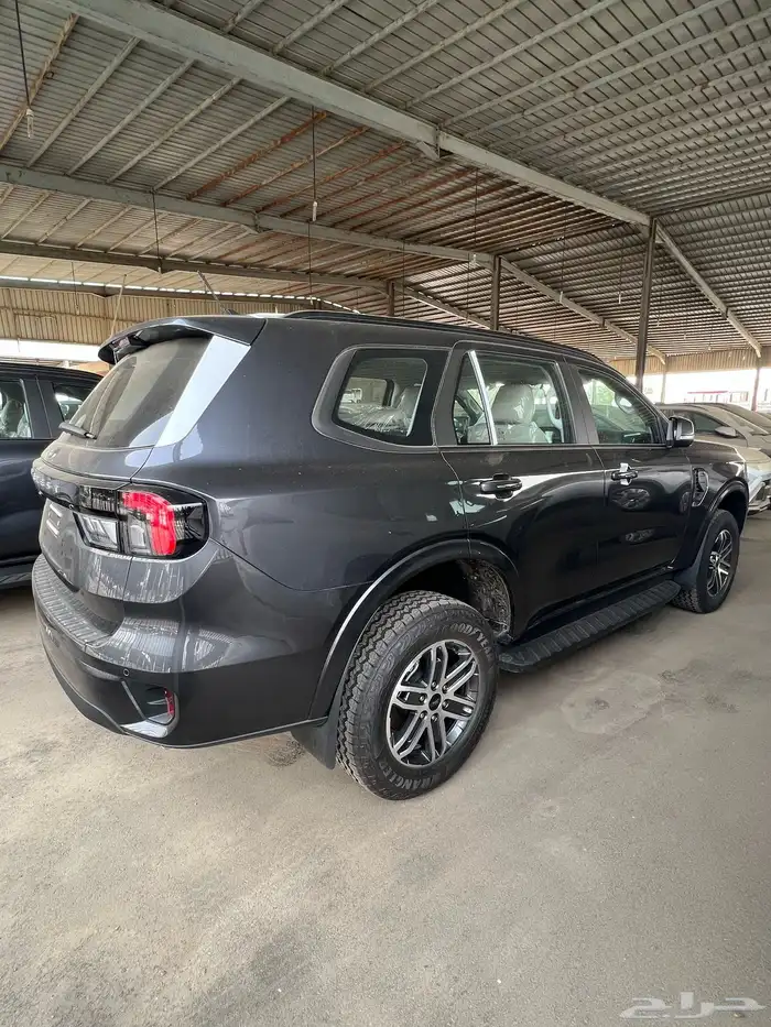 فورد ايفرست 2025 XLS و XLT بالنقد والتقسيط 4