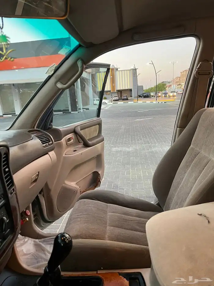 لاند كروزر فكسار موديل 2000 قير عادي اساس 8