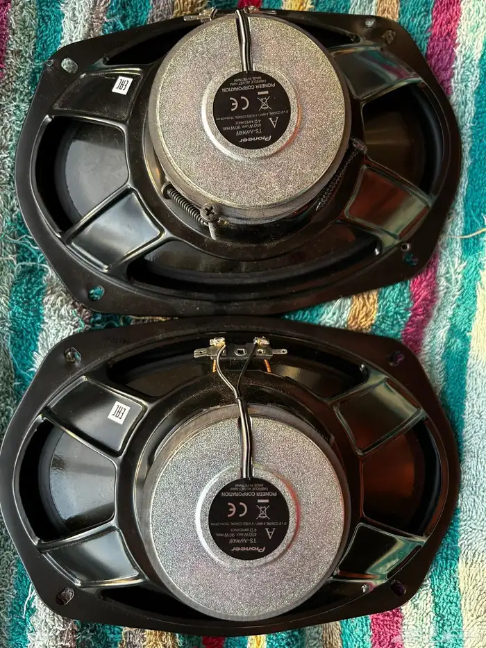 سماعات pioneer 450watt 3