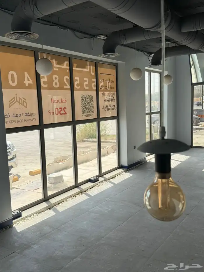 للإيجار معرض في موقع مميز في قرطبة 7