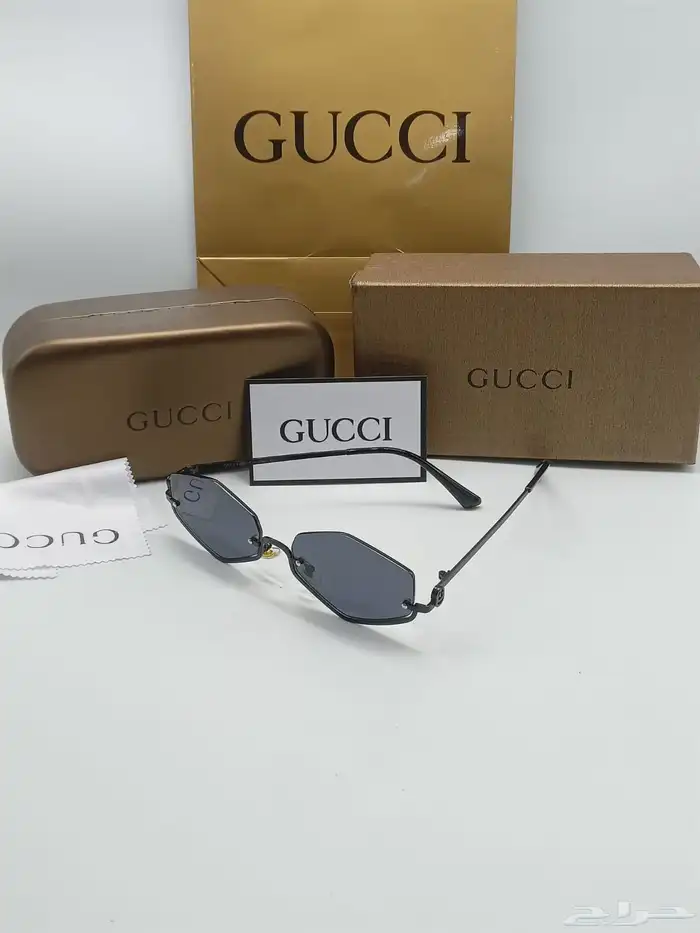 نظارات شمسية رجالي او نسائي ماركة 77