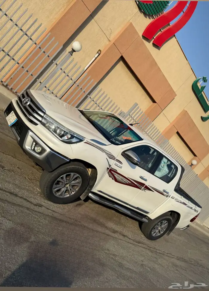 تويوتا هايلوكس 2019 S-GLX دبل قير تماتيك بصمة مالك اول 29
