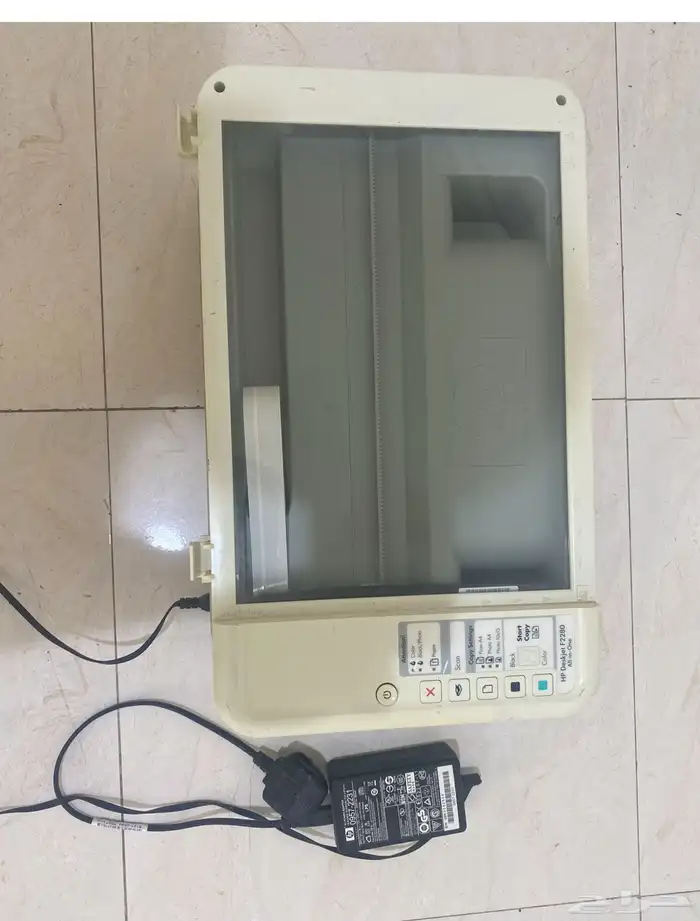 للبيع أله فشار ملابس شمع وغيره 8