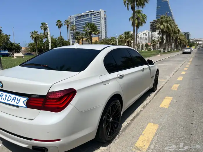 بي ام دبليو 740 1